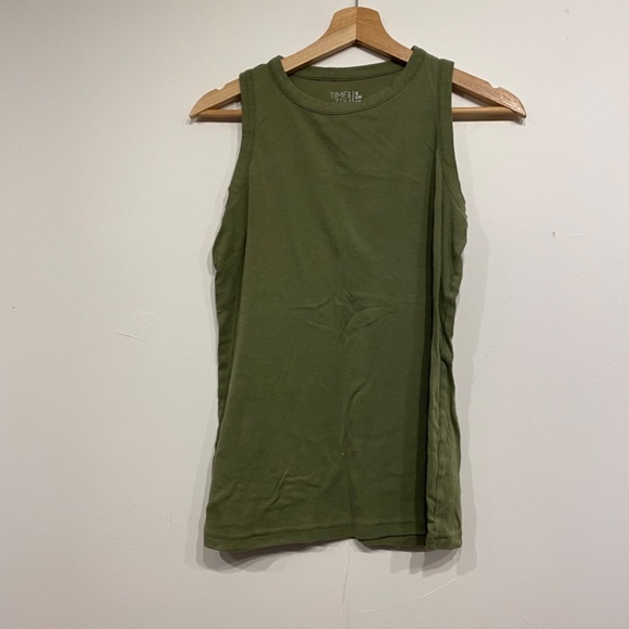 **$5 SALE** Time and True Green Sleeveless Muscle Tee Size Small - Picture 1 of 2